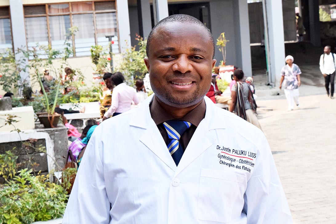Professor Justin Paluku Lussy from HEAL Africa Hospital substantially contributes to the eradication of obstetric fistula in the DRC